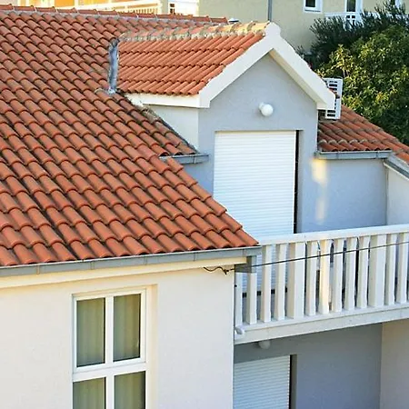 Appartement In With Sea View, Terrace, Air Conditioning, Wifi 3423-1 *